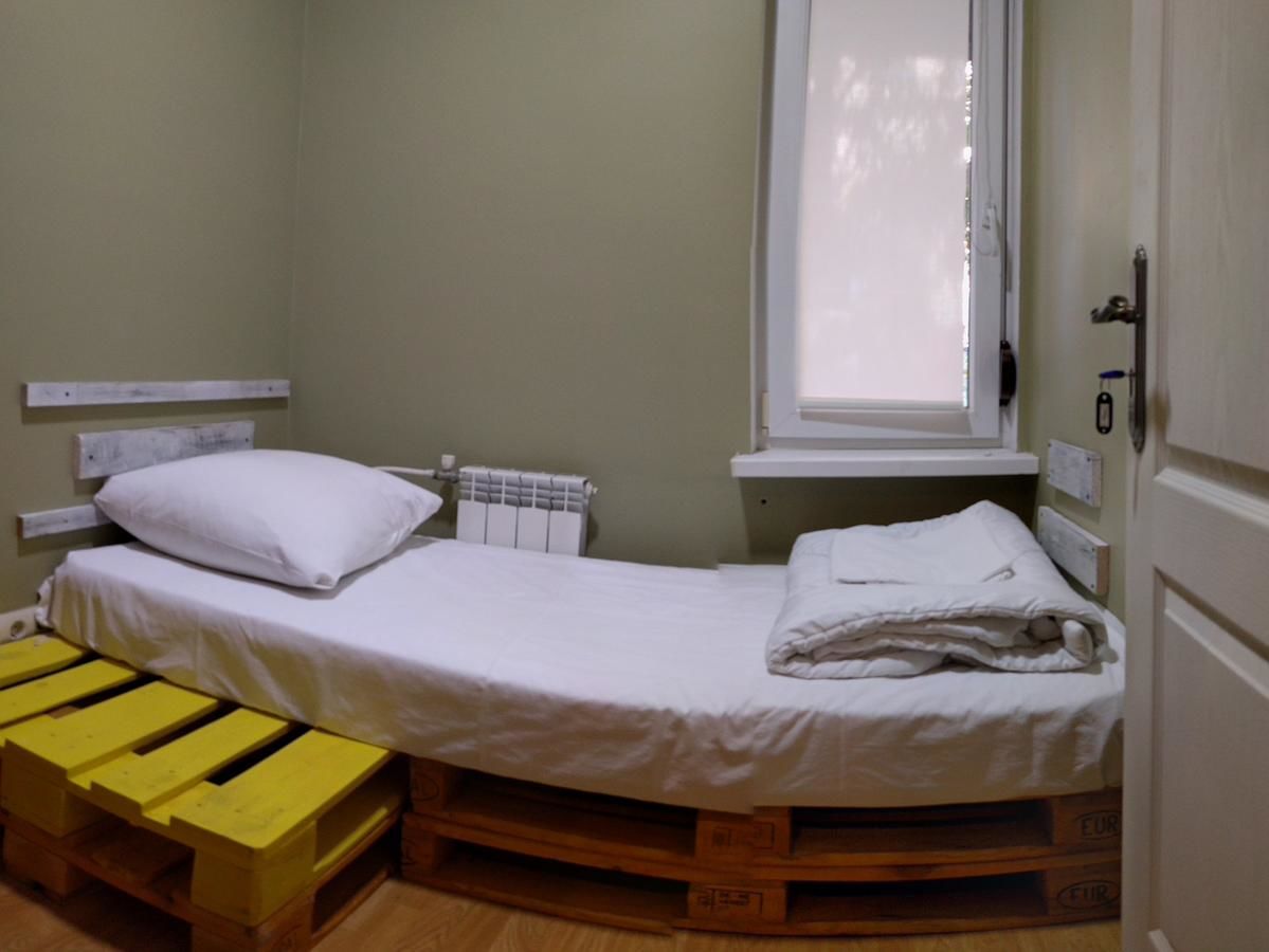 Хостелы Pallet Hostel Киев-33