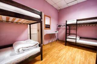 Хостелы Pallet Hostel Киев Кровать в общем 6-местном номере-6