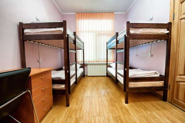 Хостелы Pallet Hostel Киев-14