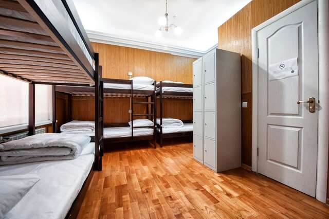 Хостелы Pallet Hostel Киев-18