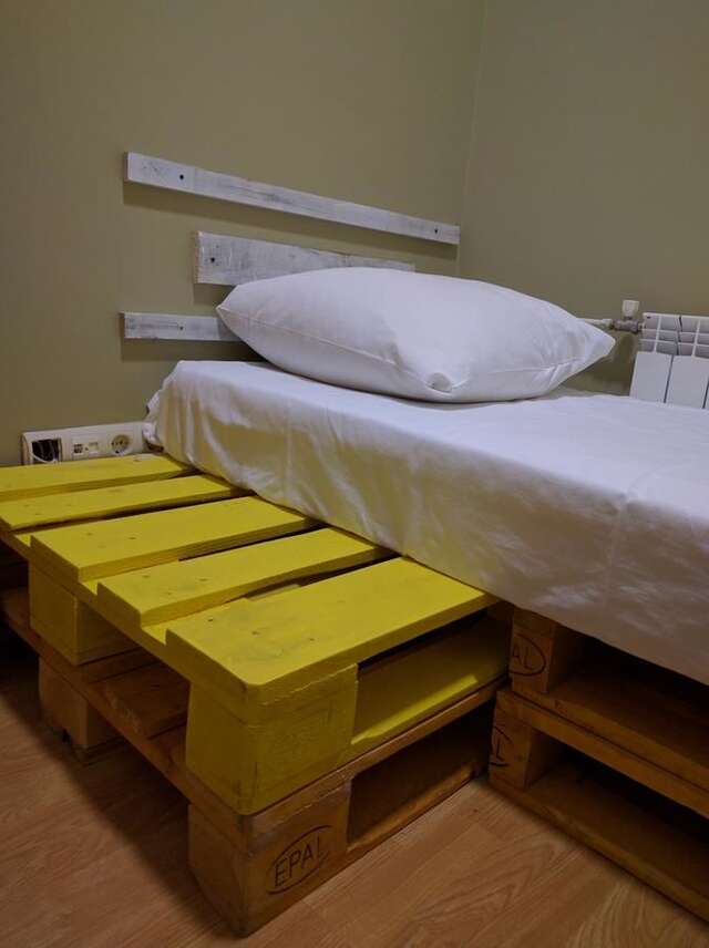 Хостелы Pallet Hostel Киев-31