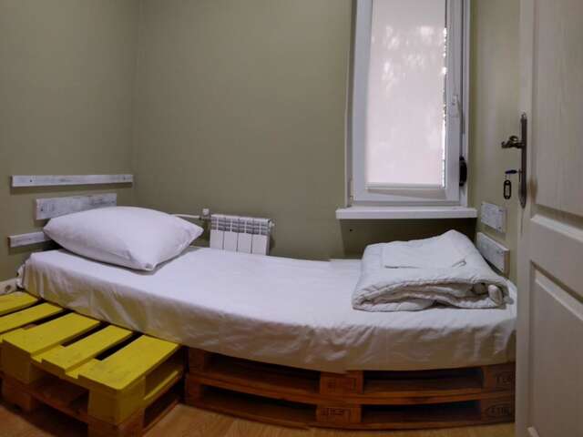 Хостелы Pallet Hostel Киев-32