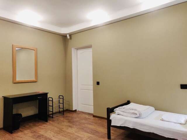 Хостелы Pallet Hostel Киев-7